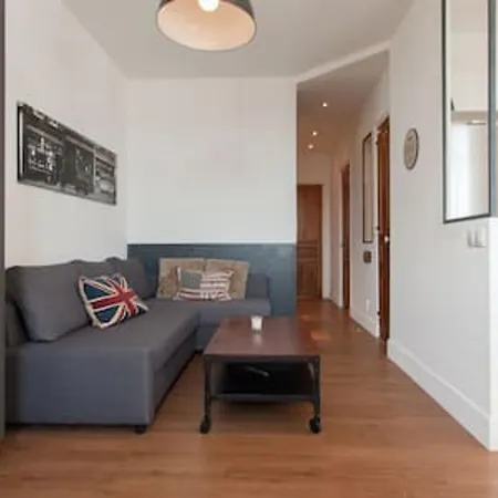 Budin Sea アパート *